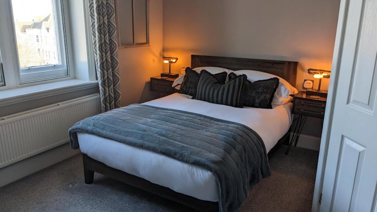 Oaklands Guest House Weymouth Exteriör bild